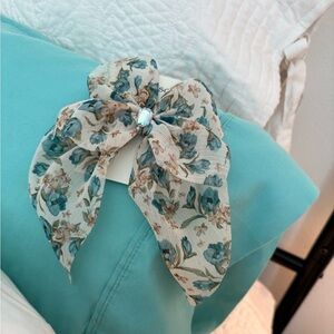 Beautiful floral chiffon large clip hair bow